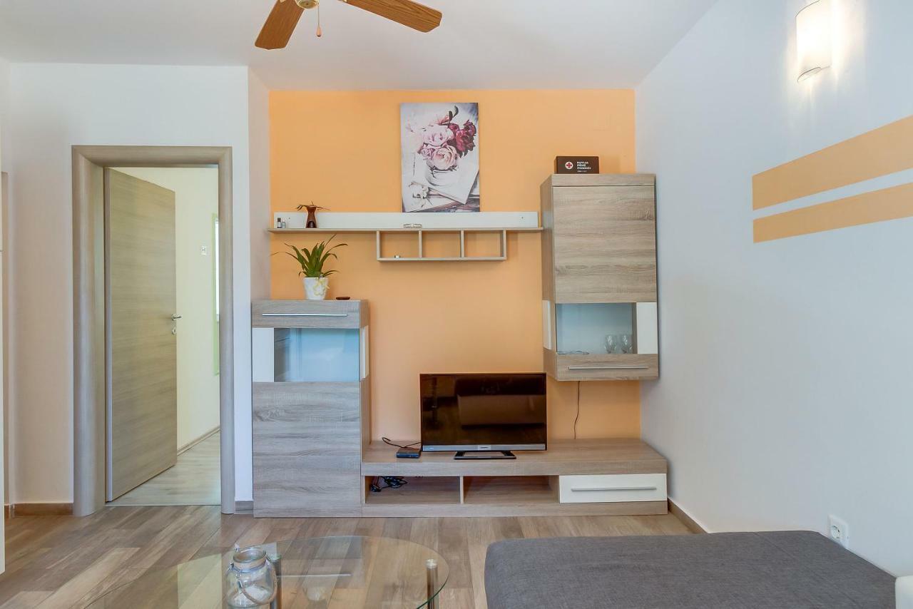 נזרין Apartmani Danica מראה חיצוני תמונה